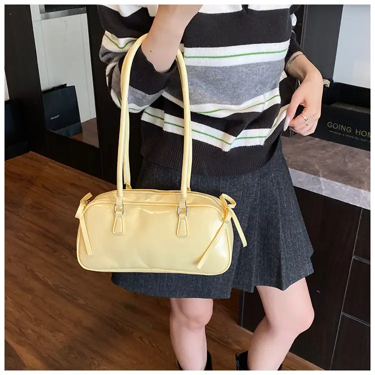 Korean Fashion Underarm Bowling Bag 2025 White — feature 17