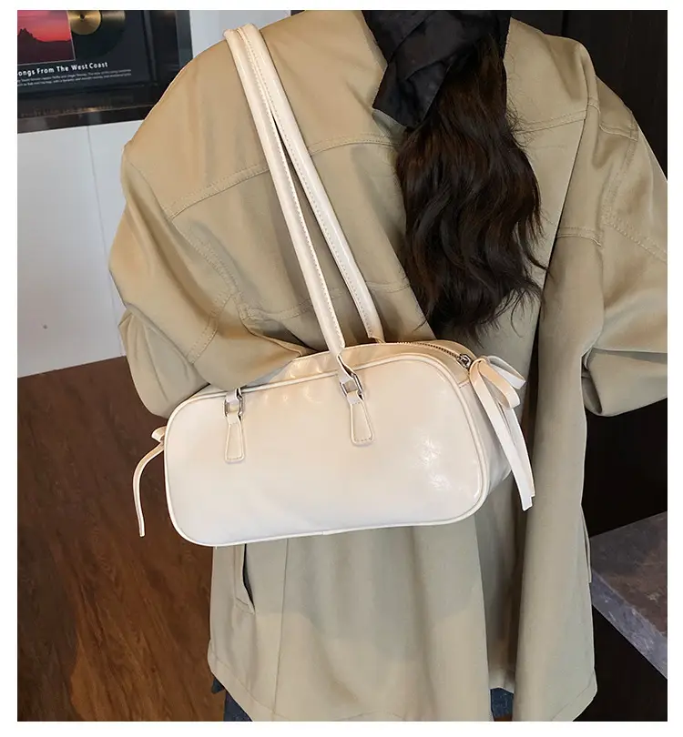 Korean Fashion Underarm Bowling Bag 2025 White — feature 3