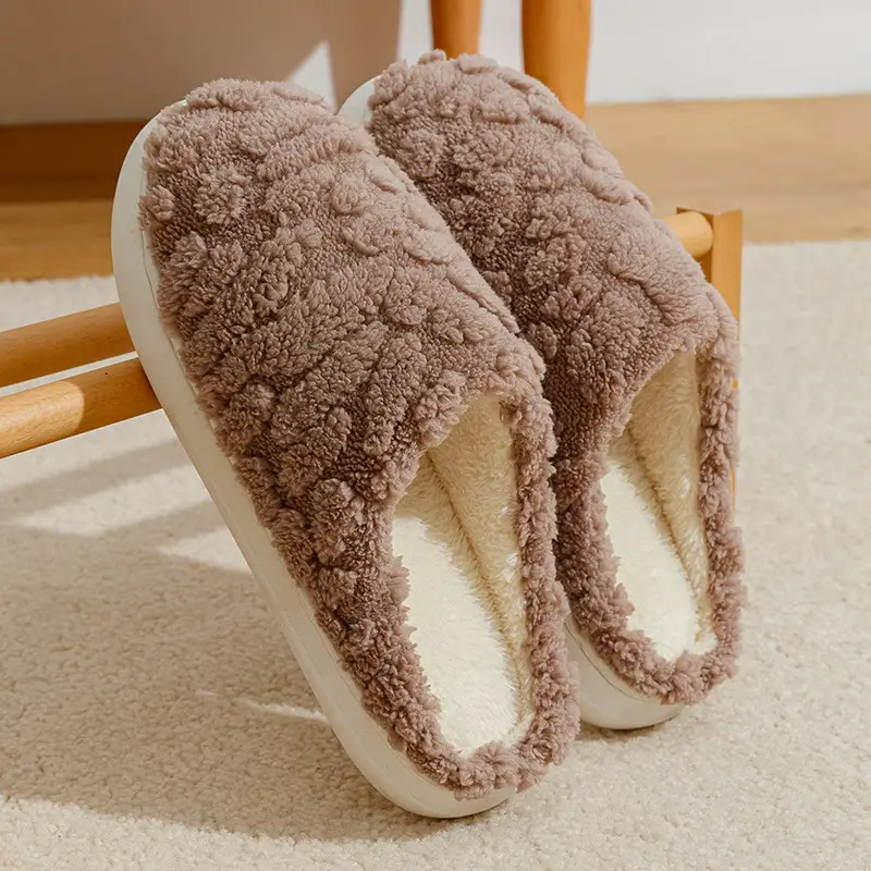 Classic Popular Cotton Slippers in Stock Wholesale Indoor Home Wool Slippers Men's Cotton Slippers Warm Slippers Wholesale Men