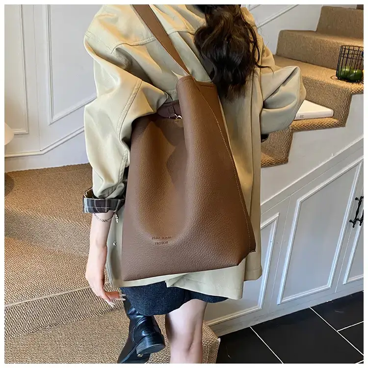 New Arrival Soft Leather Crossbody Bag Large Capacity — feature 15