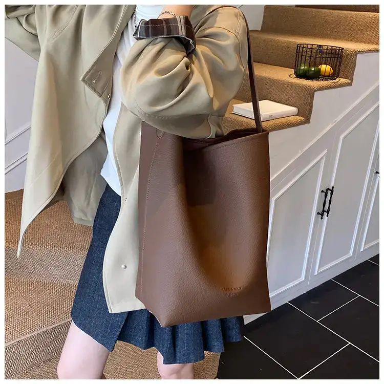 New Arrival Soft Leather Crossbody Bag Large Capacity — feature 16