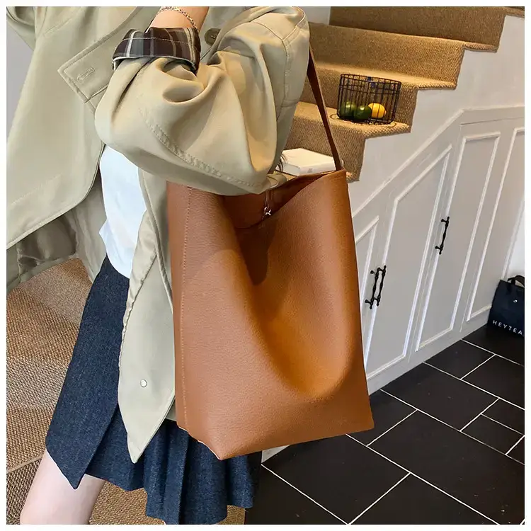 New Arrival Soft Leather Crossbody Bag Large Capacity — feature 20