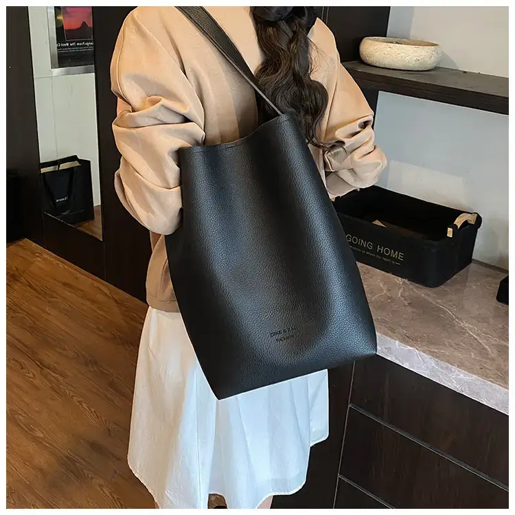 New Arrival Soft Leather Crossbody Bag Large Capacity — feature 28