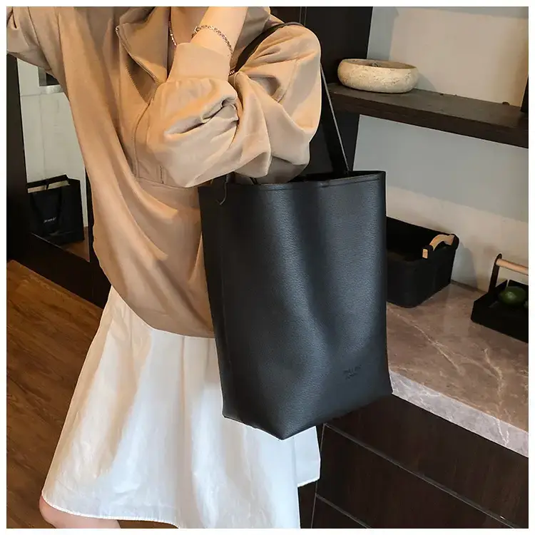 New Arrival Soft Leather Crossbody Bag Large Capacity — feature 30