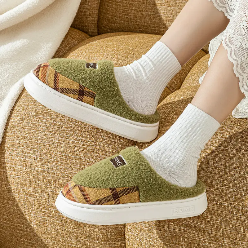 Women Winter Plush Anti-Slip Slippers Brown Plaid