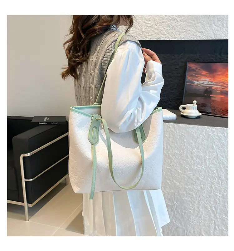 Women's Large Capacity Western Style Shoulder Bag — feature 13