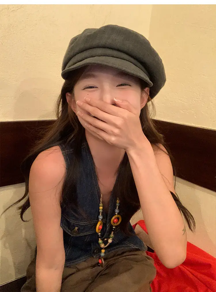Vintage Women's Duckbill Cap Small Face Octagonal Grey — feature 9
