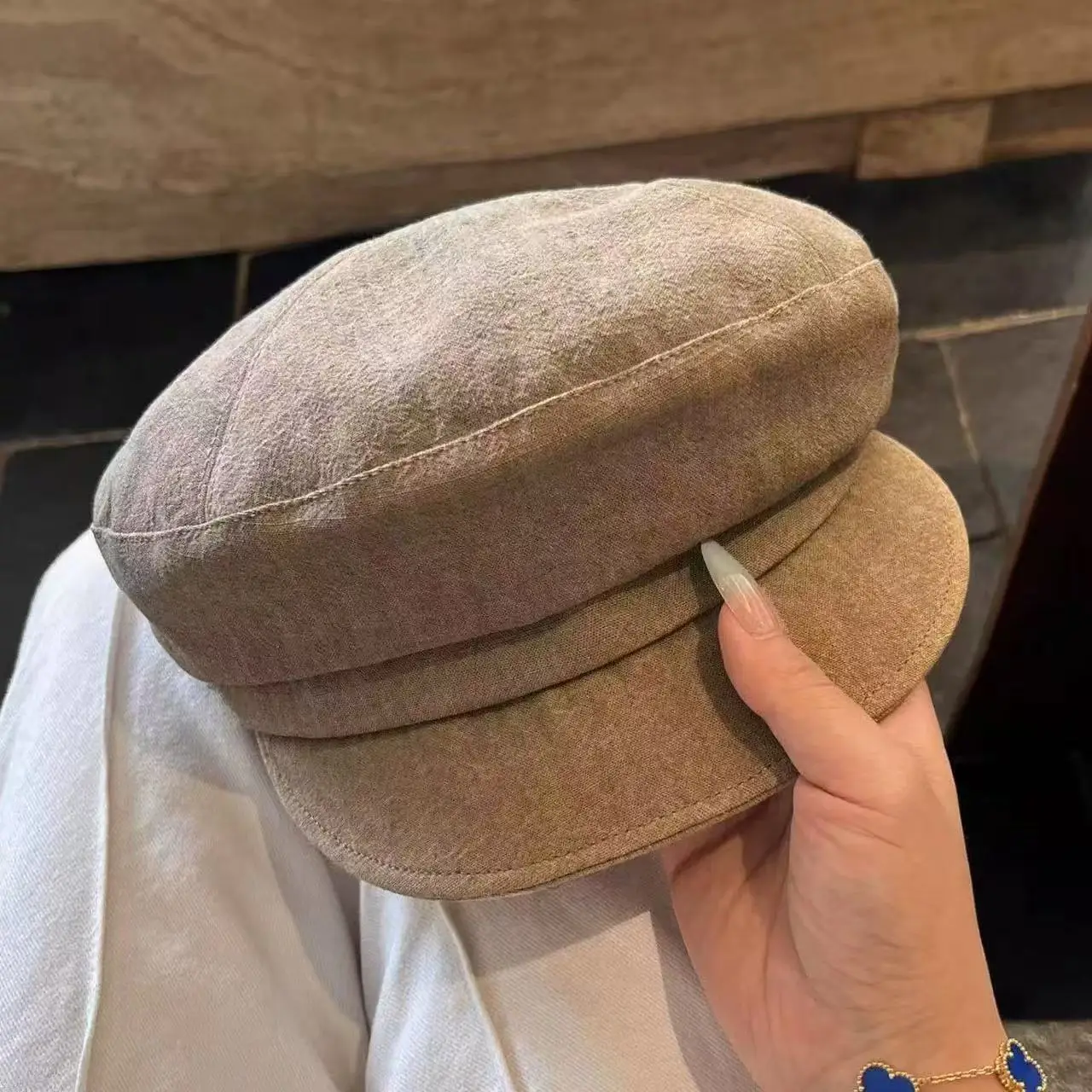 Vintage Women's Duckbill Cap Small Face Octagonal Grey - Image 3