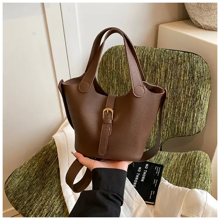 Brown Crossbody Shoulder Bag Large Capacity Leather — feature 10