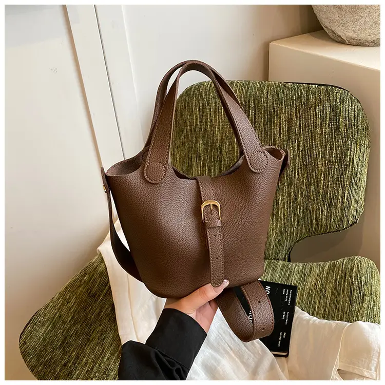 Brown Crossbody Shoulder Bag Large Capacity Leather — feature 9