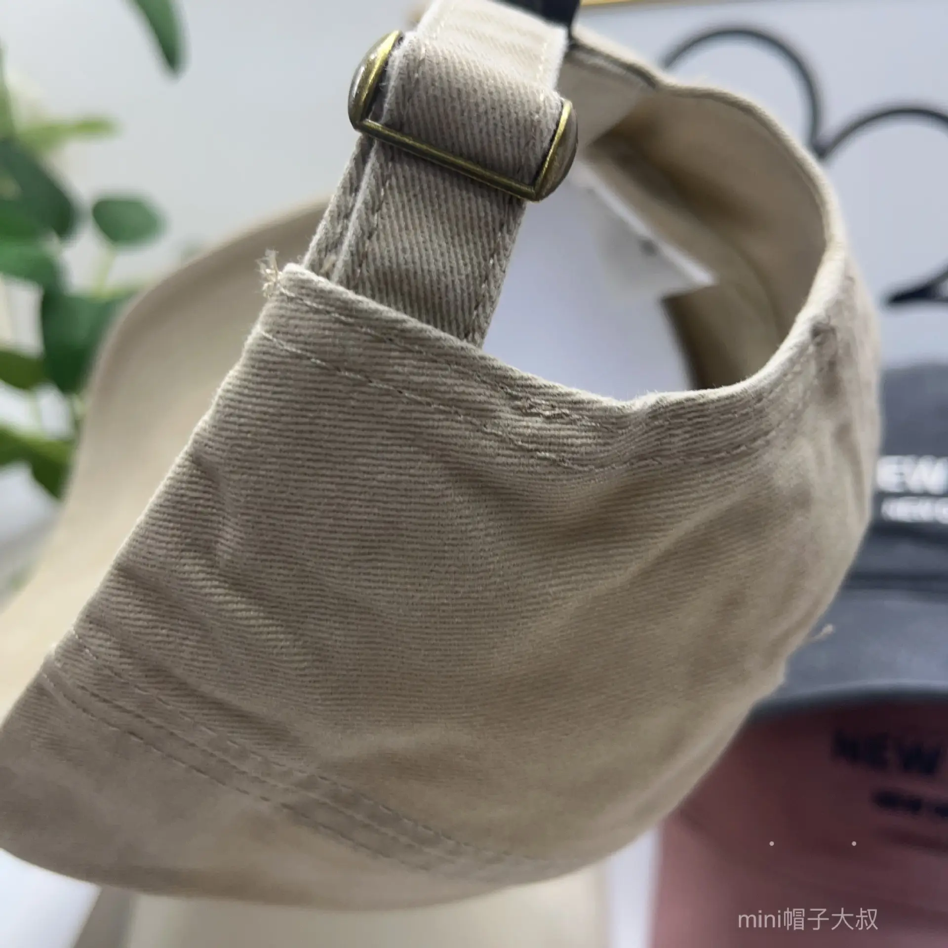 Men New Day New Dream Duckbill Cap Beige