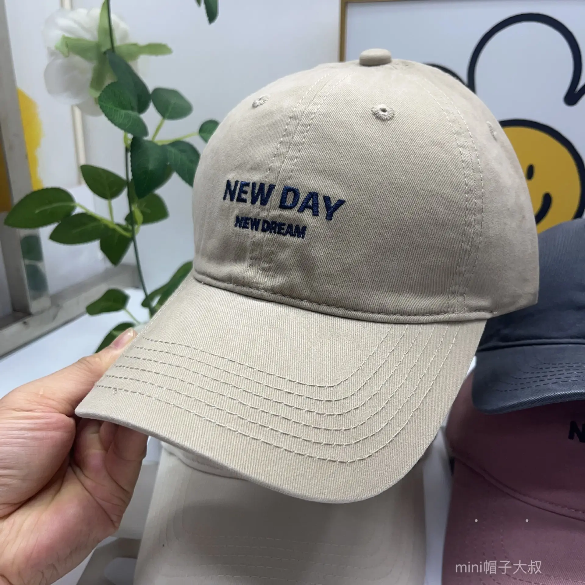 Men New Day New Dream Duckbill Cap Beige