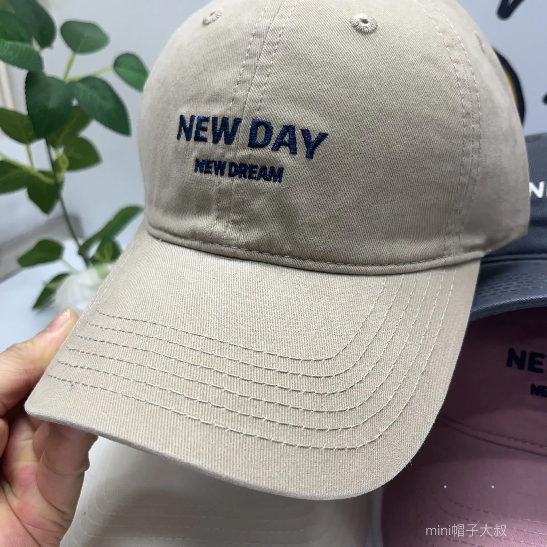 Men New Day New Dream Duckbill Cap Beige — feature 2