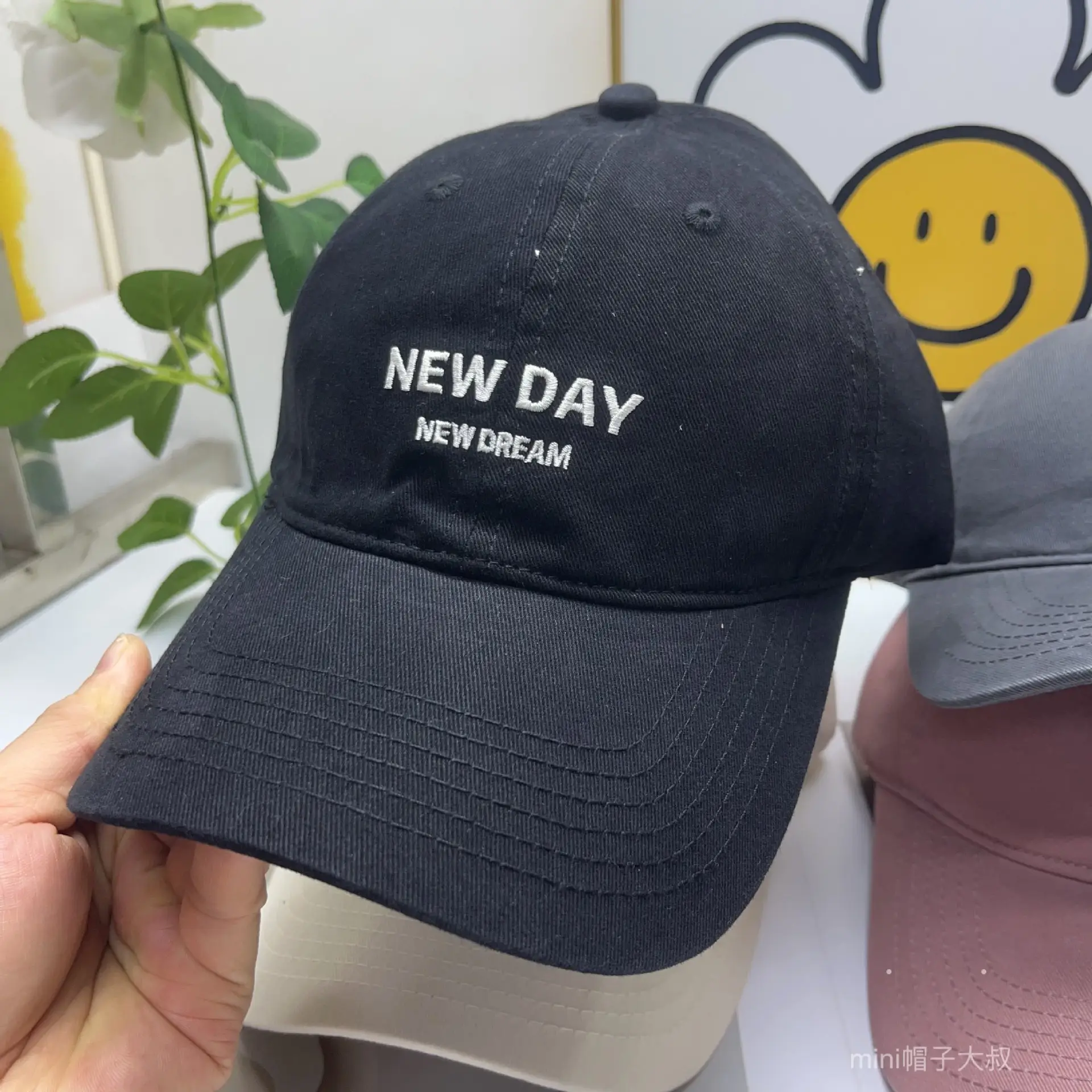 Men New Day New Dream Duckbill Cap Beige — feature 6