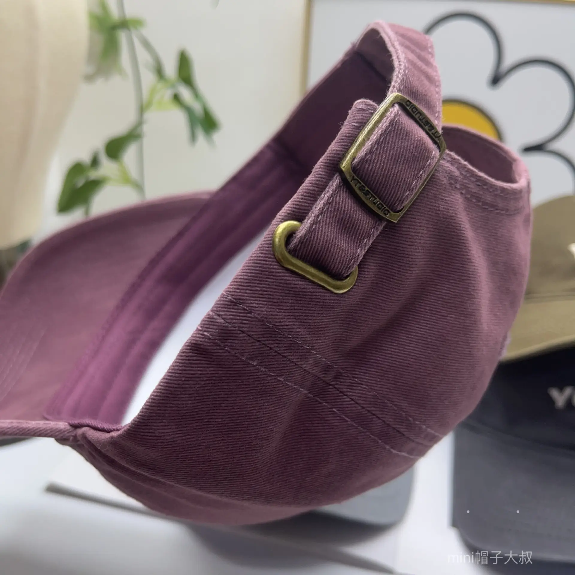 Men New Day New Dream Duckbill Cap Beige — feature 8