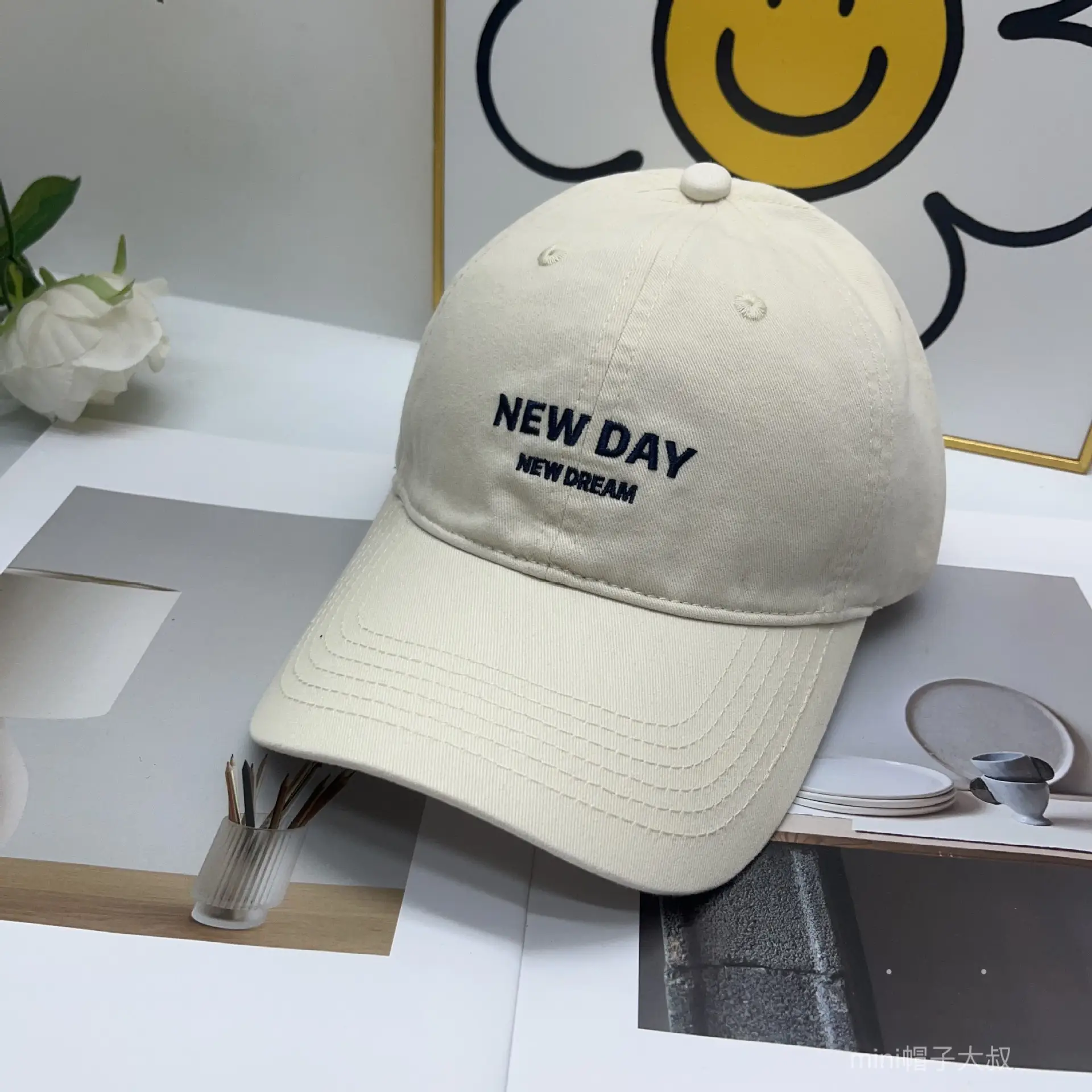 Men New Day New Dream Duckbill Cap Beige
