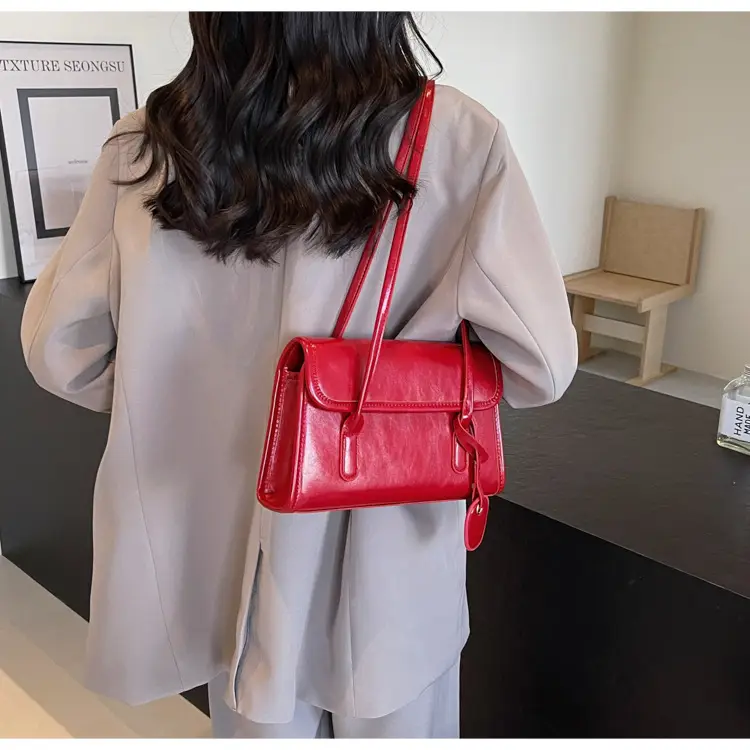 Black Retro Texture Shoulder Bag for Women 2025 - Image 6