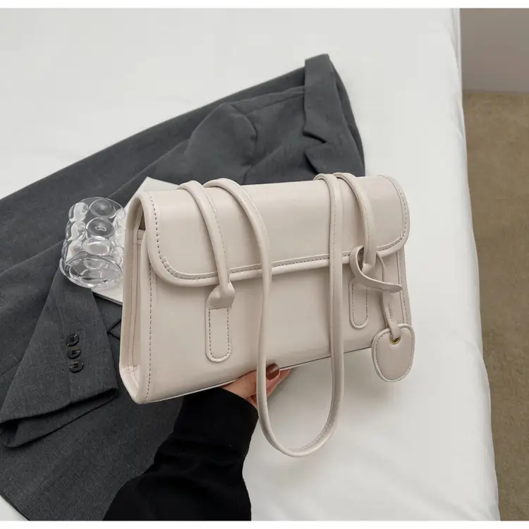 Black Retro Texture Shoulder Bag for Women 2025 — feature 9