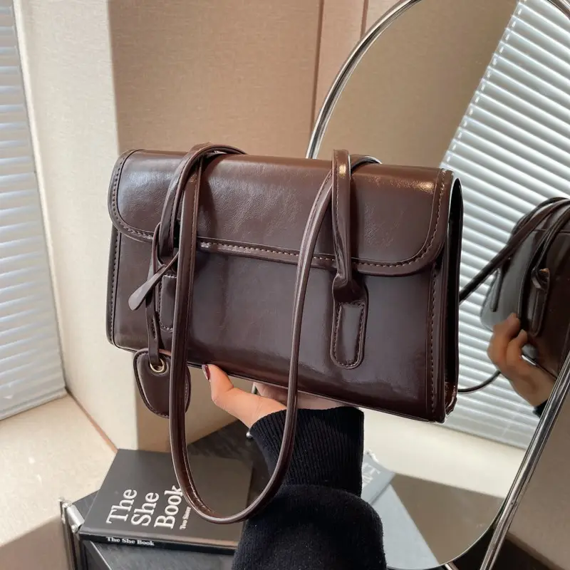 Black Retro Texture Shoulder Bag for Women 2025 - Image 4