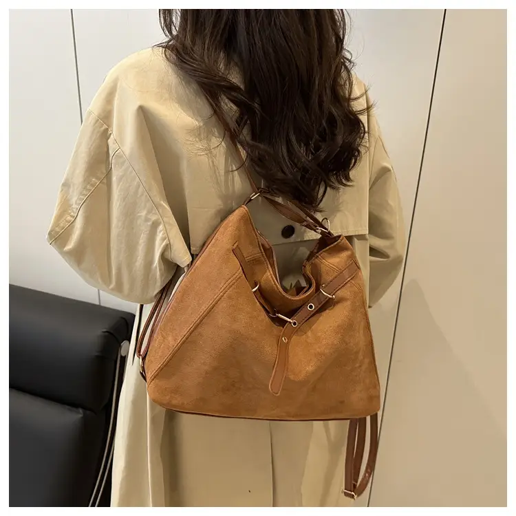 Women Retro Gold Tote Bag Large Capacity Casual Commuter — feature 15