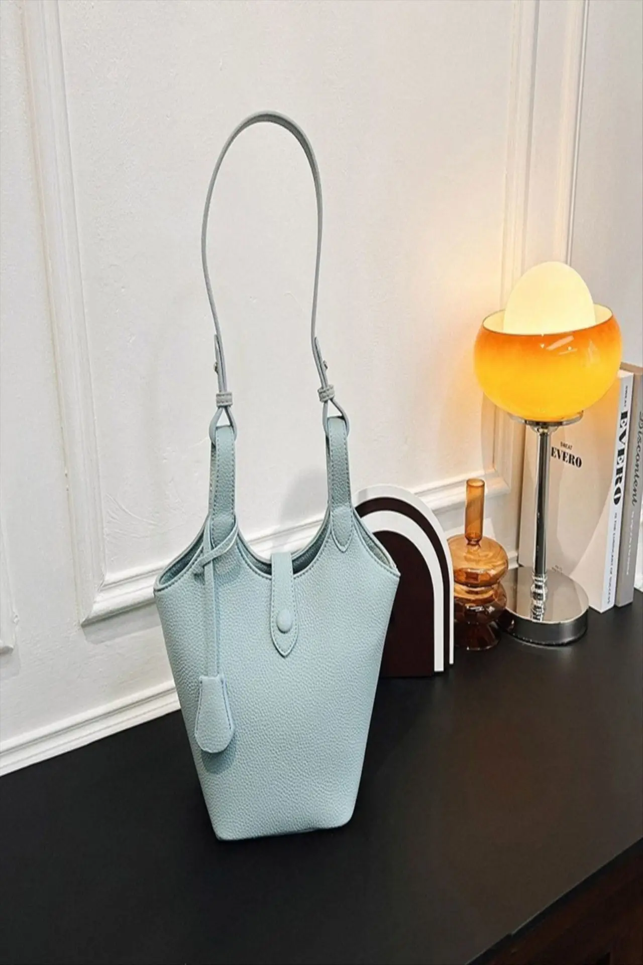 Women's Yellow Textured Shoulder Bag 2025 — feature 5