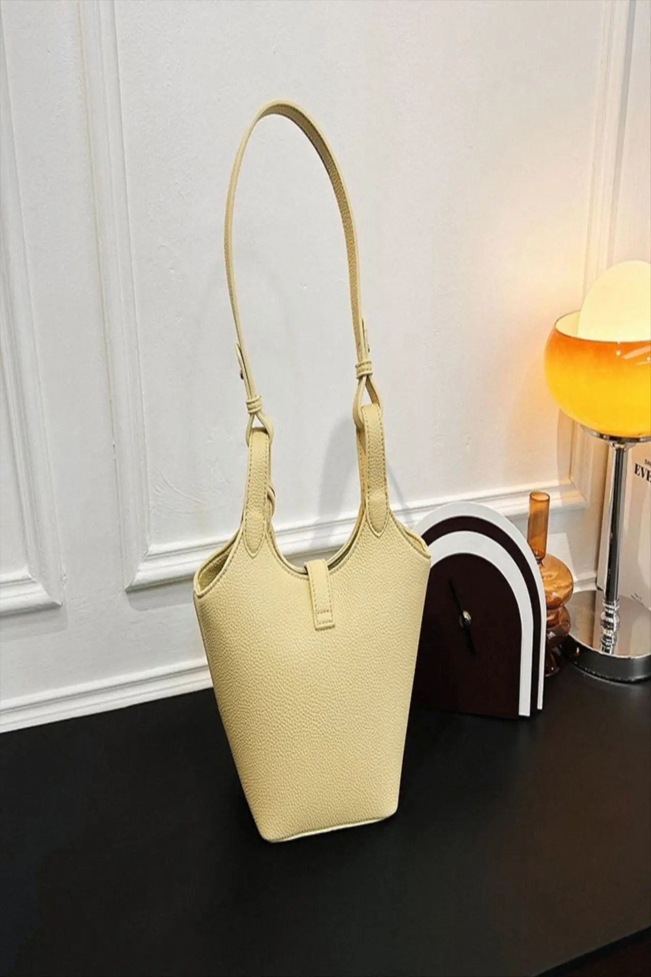 Women's Yellow Textured Shoulder Bag 2025 — feature 8