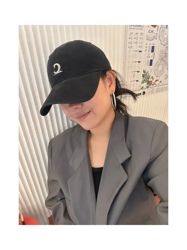 Women Maroon Embroidered Baseball Cap 2026 — feature 14