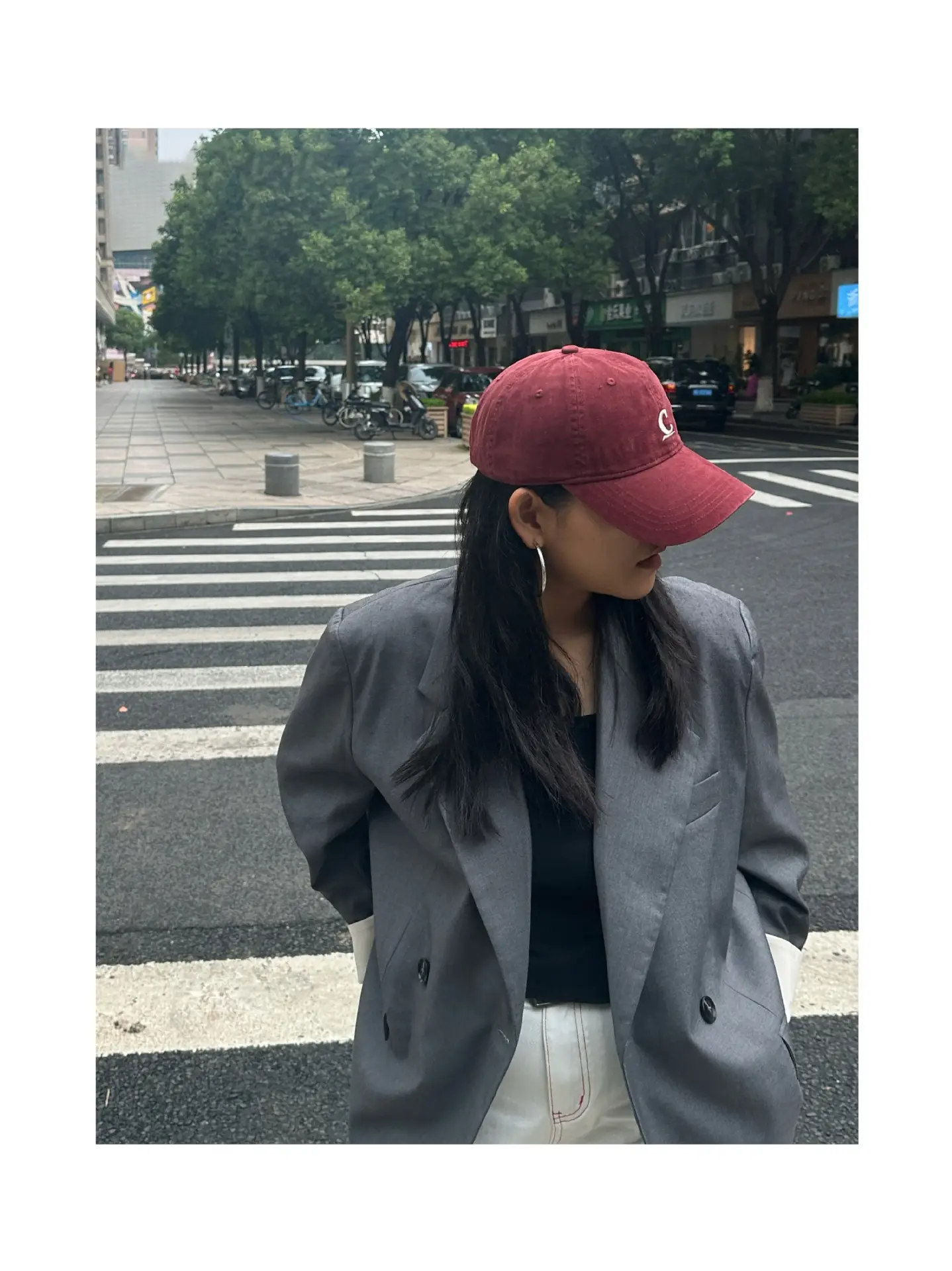 Women Maroon Embroidered Baseball Cap 2026 — feature 9