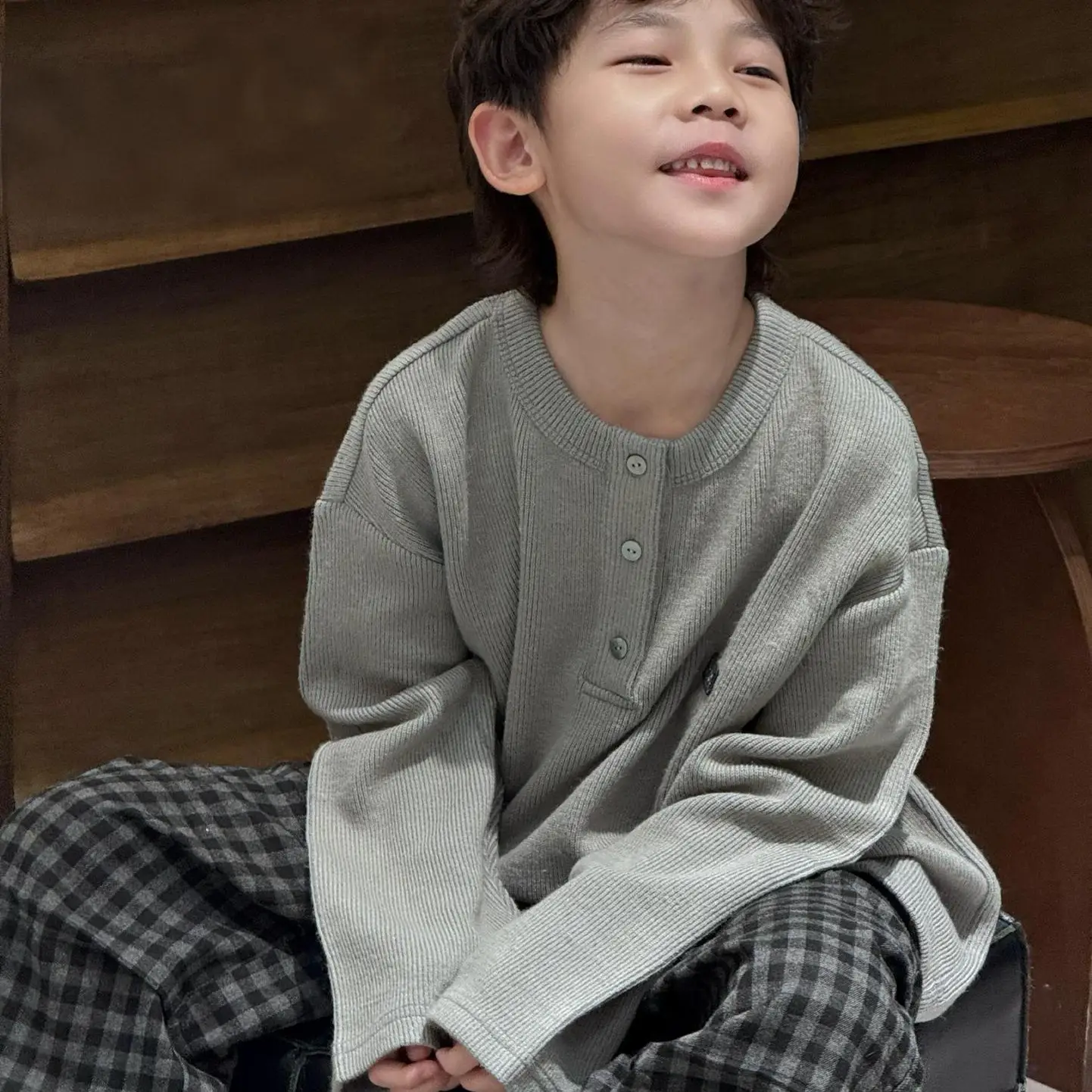 Korean-Style Boys Long Sleeve T-Shirt Gray Plaid Pants 2026 - Image 2