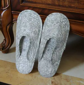 2025 Soft-Soled Silent Slippers for Women, Quilted Cotton Breathable Slippers, Indoor and Outdoor Thin-Soled Full Cotton Closed-Toe Slippers - Image 15