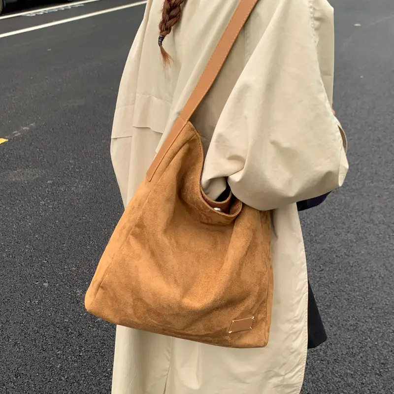 Women Large Capacity Brown Canvas Shoulder Bag 2025 - Image 5