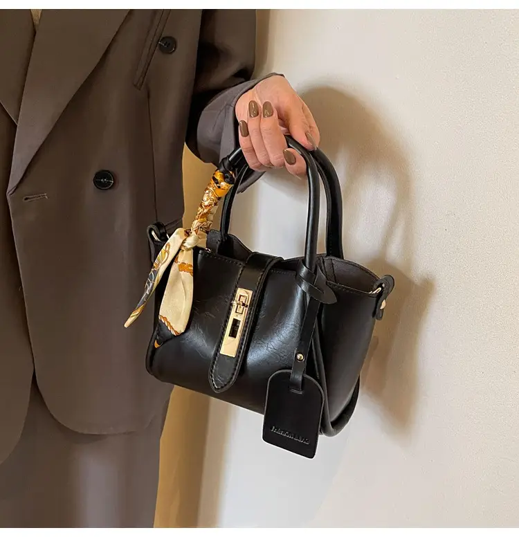 French Fashion Bucket Bag Women Brown Leather 2025 — feature 14