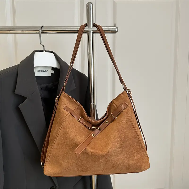 Trendy Multi-Functional Shoulder Bag 2025 Autumn Winter New - Image 3