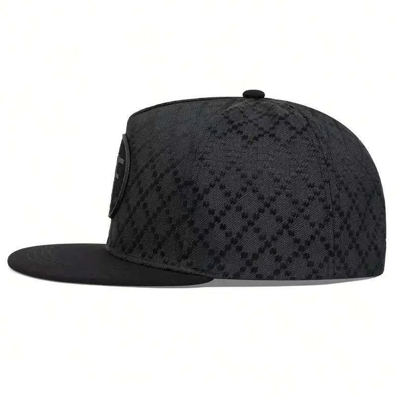 Men Plaid Knitted Baseball Cap with NF Logo