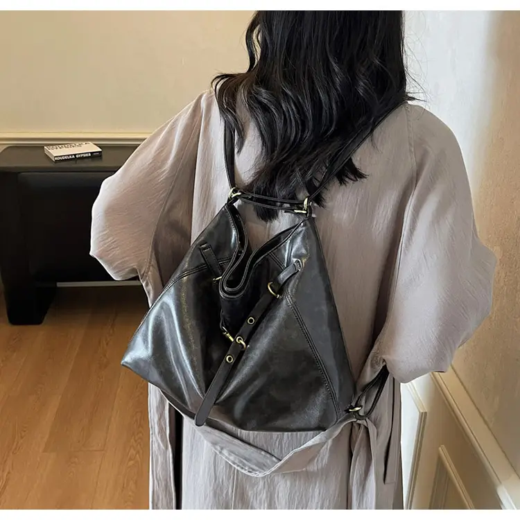 Women Retro Brown Leather Tote Bag Single Shoulder Underarm — feature 15