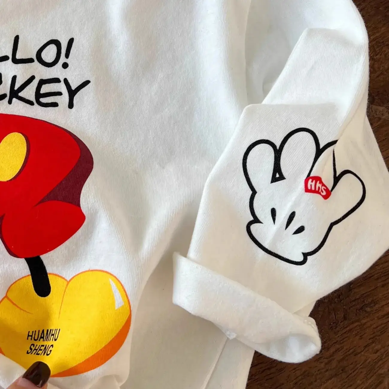 Hello Mickey Cotton T-Shirt for Kids Small Medium — feature 1