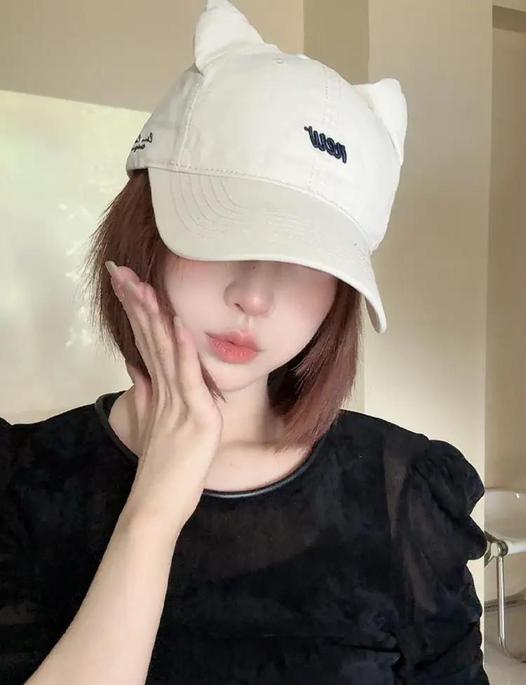 Korean Style Cat Ears Baseball Cap with Embroidered Letter — feature 6