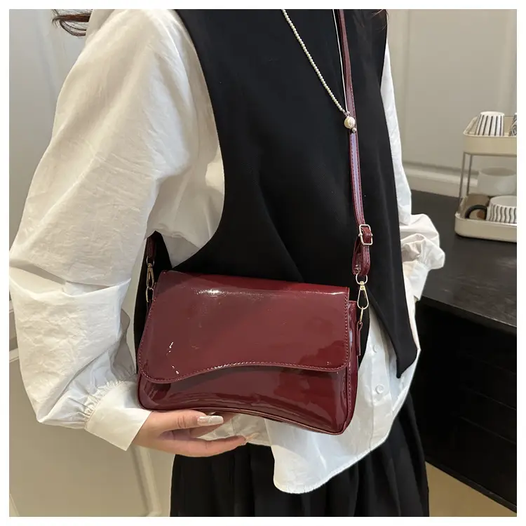 Women's Small Square Crossbody Bag Pure Leather Tan 2025 — feature 8