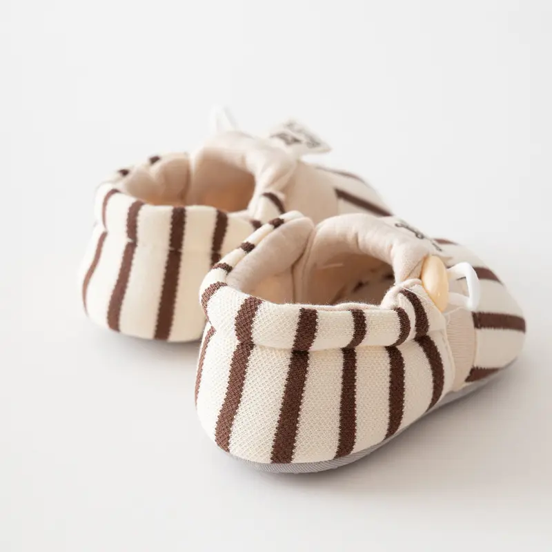 Cute Striped Baby Walking Shoes with Elastic Band