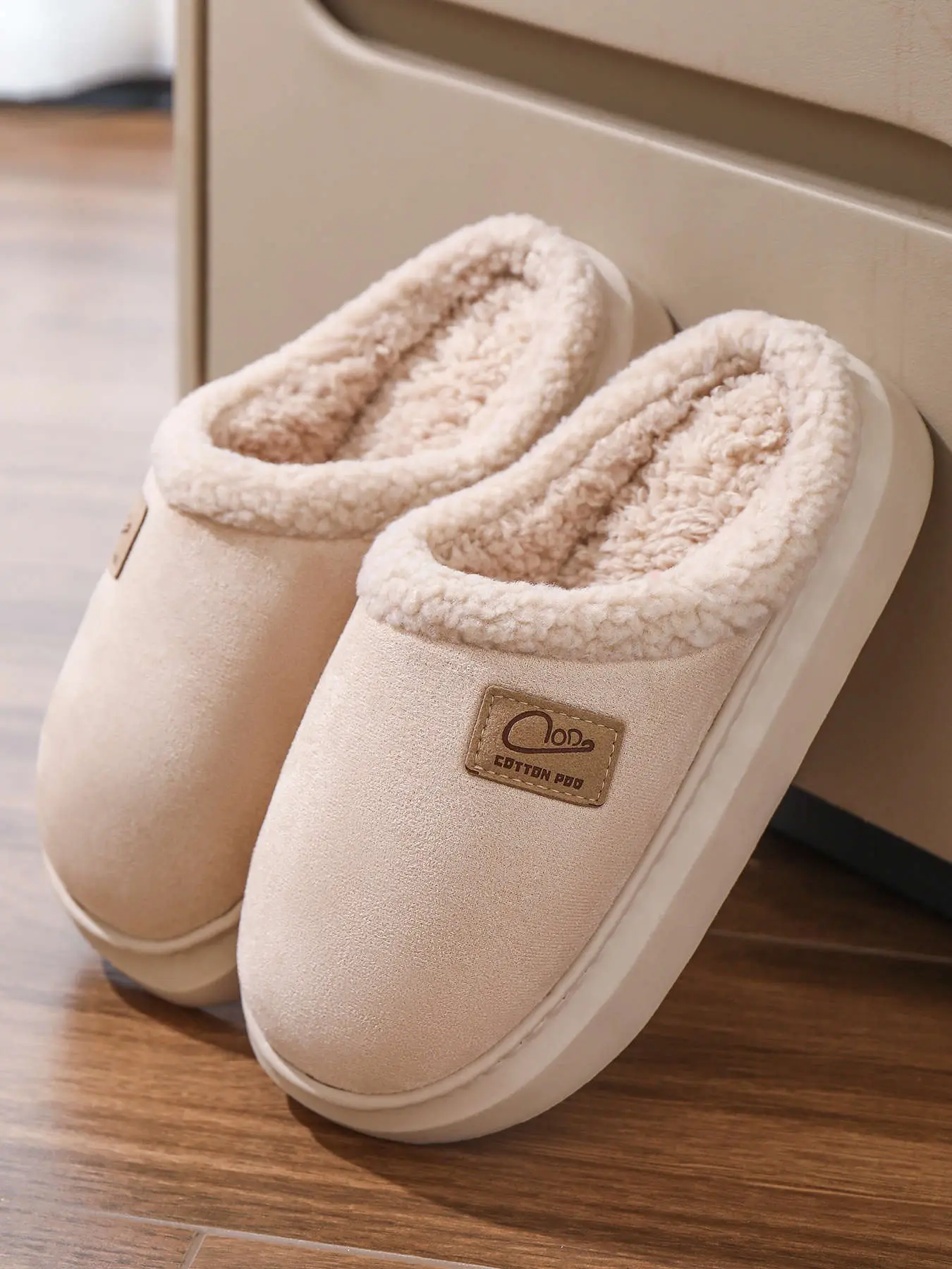 Women Cotton Slippers Warm Winter Indoor Pair — feature 1