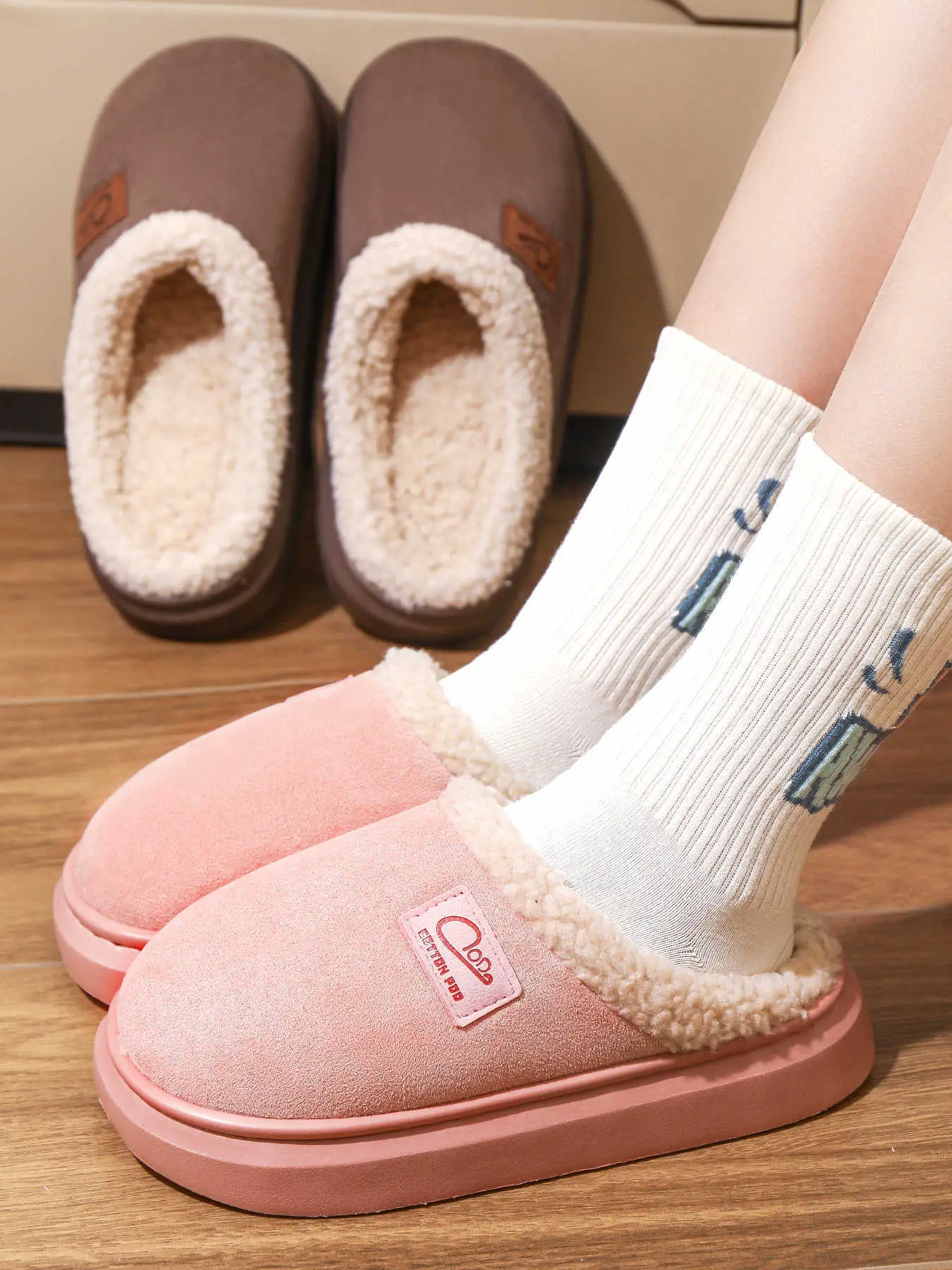 Women Cotton Slippers Warm Winter Indoor Pair — feature 28