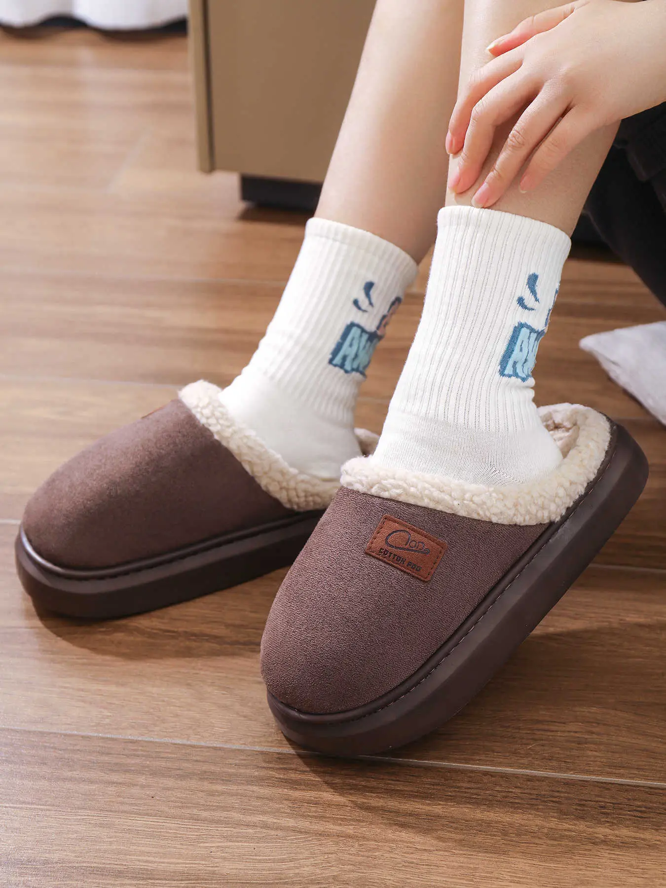 Women Cotton Slippers Warm Winter Indoor Pair — feature 32