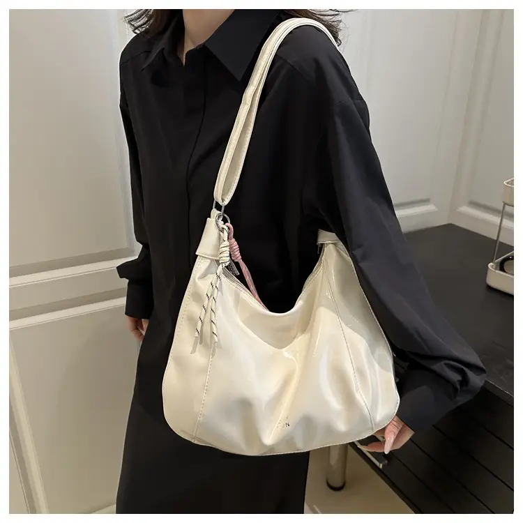 White Casual Shoulder Bag with Tassel Design — feature 10