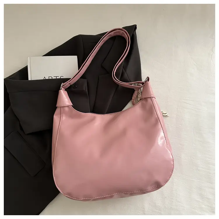 White Casual Shoulder Bag with Tassel Design — feature 12