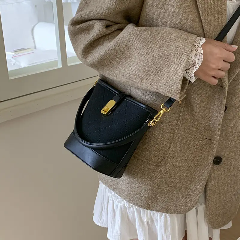 Retro Brown Bucket Bag with Gold Plated Handle - Image 7