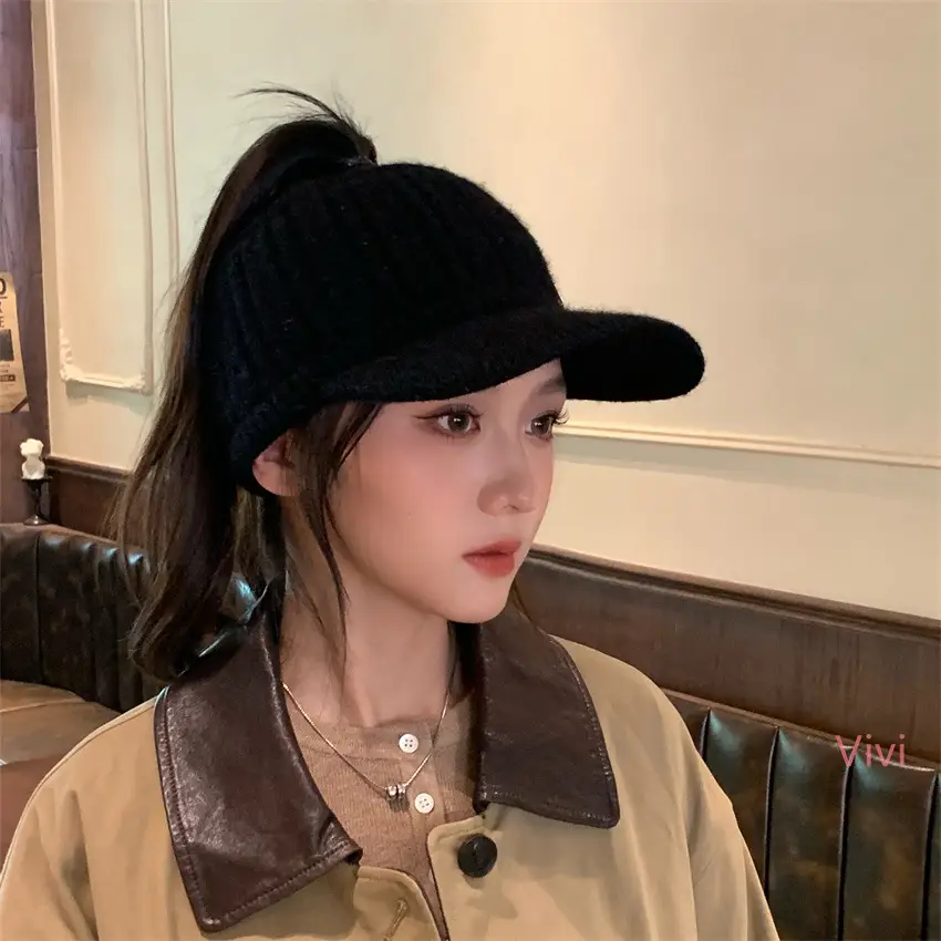 Women's Maroon Knitted Baseball Cap with H Logo — feature 19