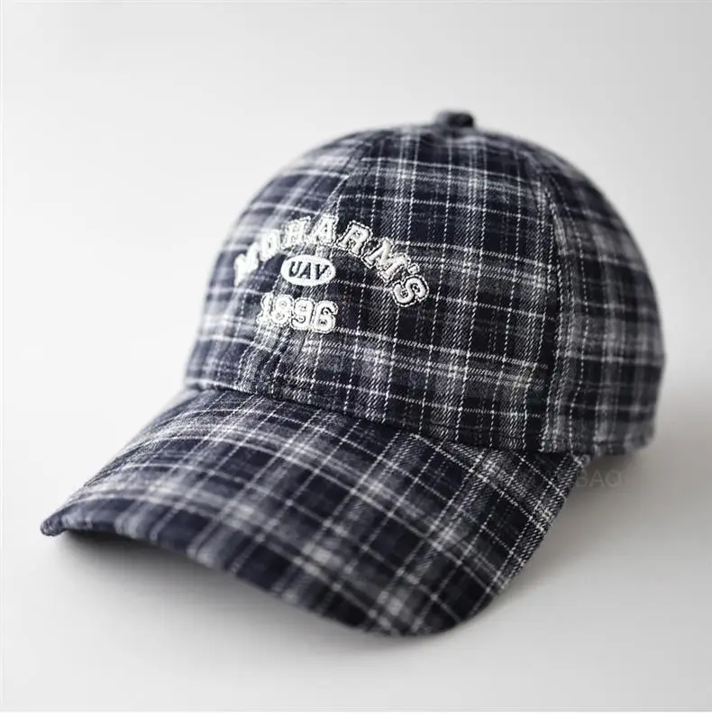 Men Plaid Letter Embroidered Baseball Cap — feature 3