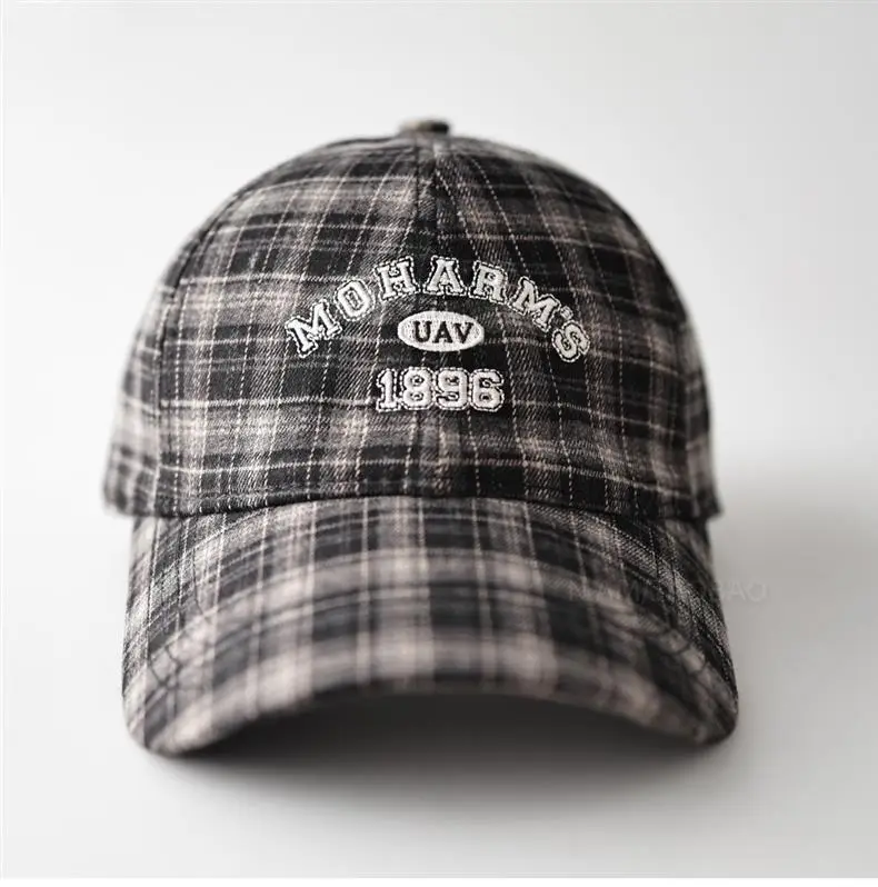 Men Plaid Letter Embroidered Baseball Cap — feature 4