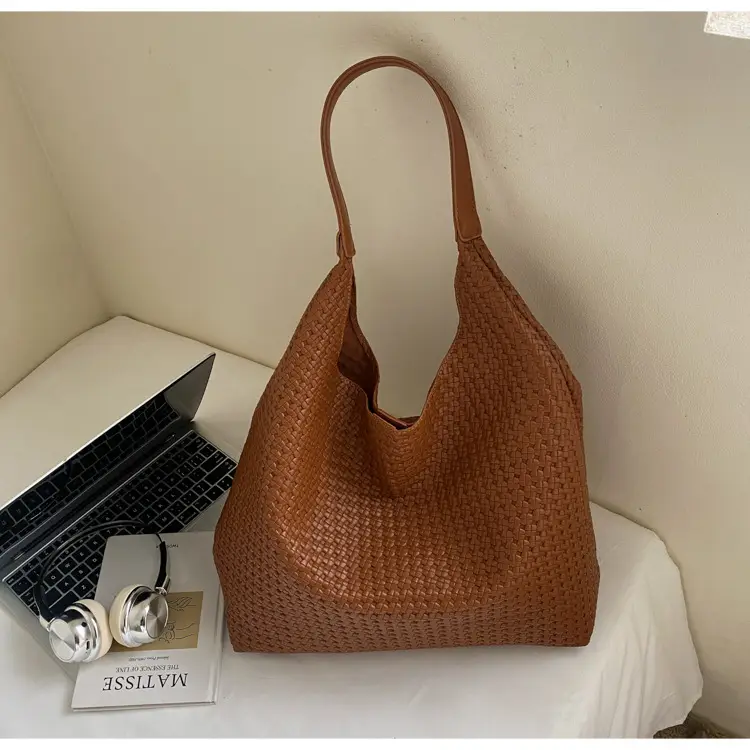 2025 Summer Large Capacity Women's Tote Bag Brown Leather — feature 23