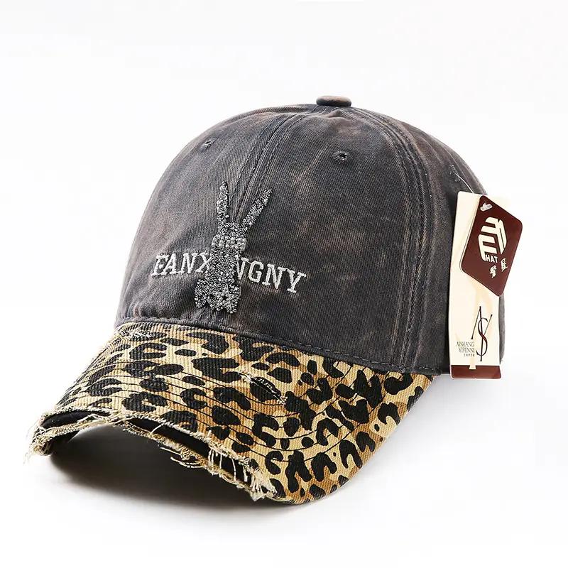 2025 Retro Leopard Print Sweet Cool Rhinestone Letter Duckbill Cap for Women - Image 3